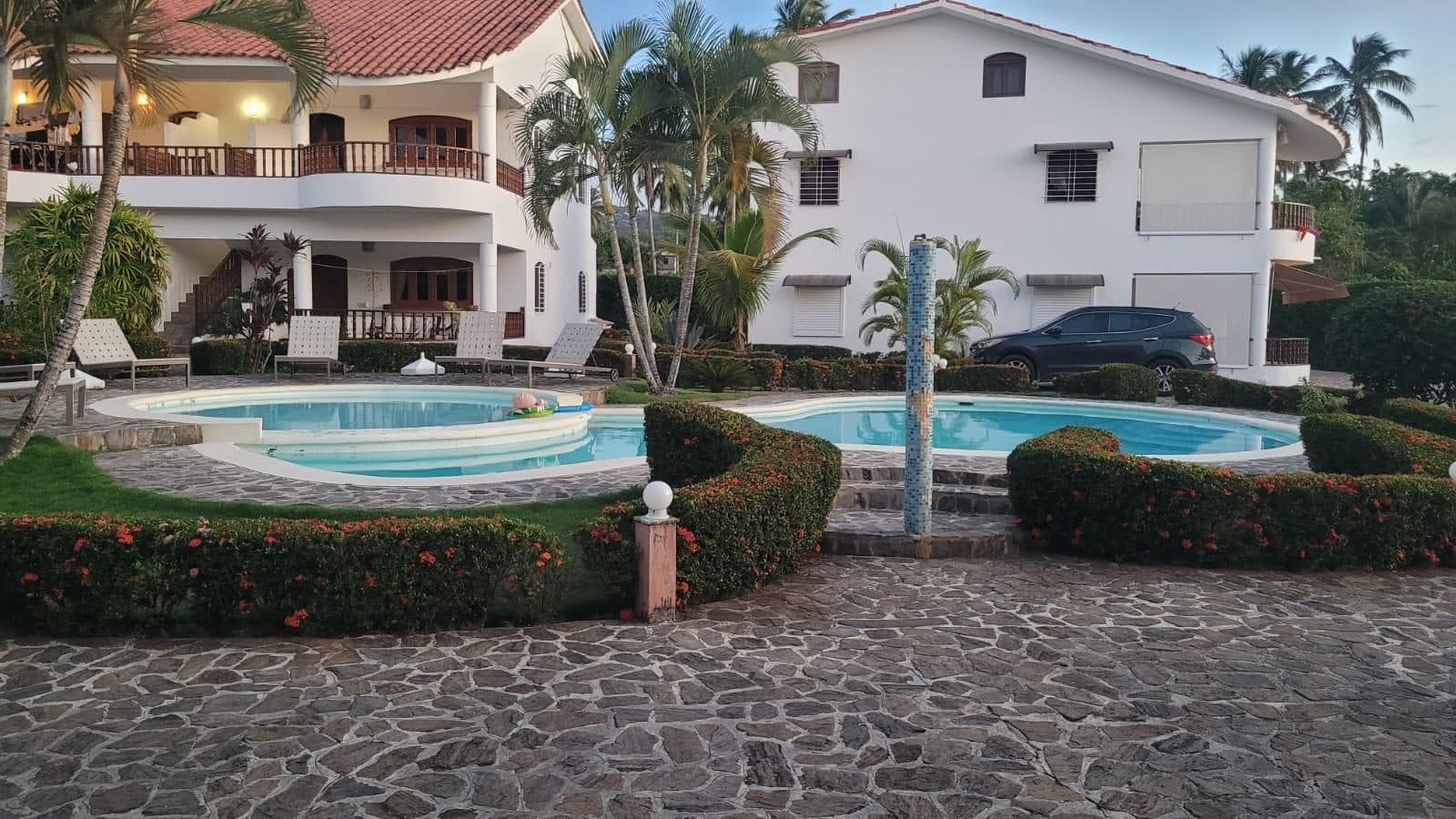 Hermoso Condominio de 3 Habitaciones en Venta